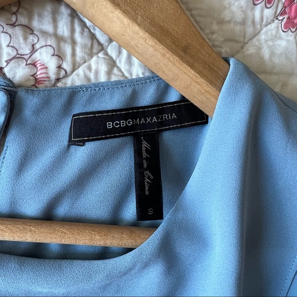 BCBGMaxAzria SHADOW BLUELORIELLE ASYMMETRICAL DRAPE TOP Size S - Picture 12 of 13